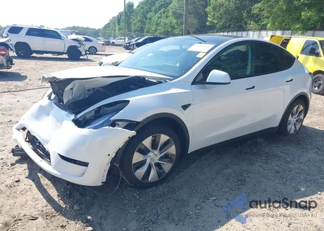 2021 Tesla Model Y Standard Range Rear-Wheel Drive из США, поврежденный, VIN 5YJYGDED4MF192824